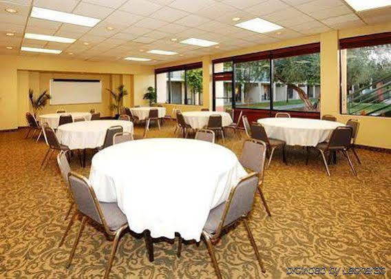 Quality Inn & Suites Downtown Phoenix Restaurang bild