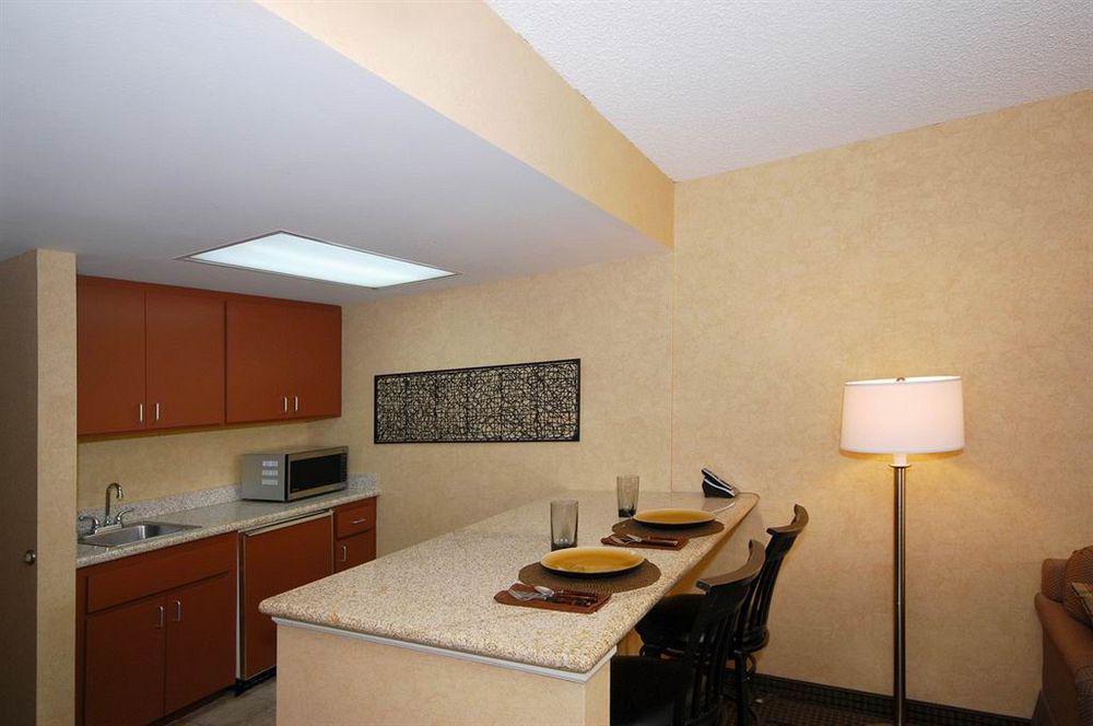Quality Inn & Suites Downtown Phoenix Exteriör bild